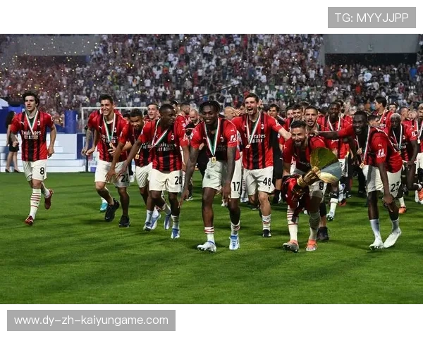 AC米兰铁卫受伤两月，球队防线告急！